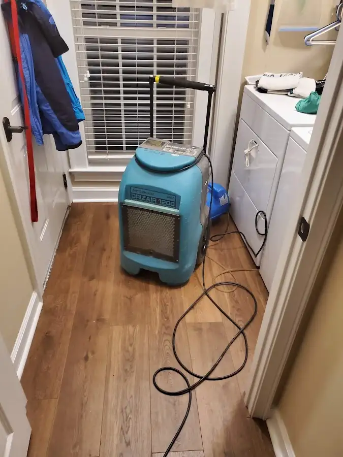 Commercial dehumidifier deployed for Crawl Space Restoration in Madera